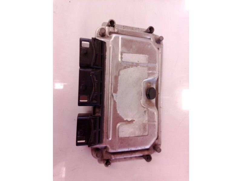 Recambio de centralita motor uce para peugeot 206 berlina xs referencia OEM IAM 9643218980 0261207477 9645554380