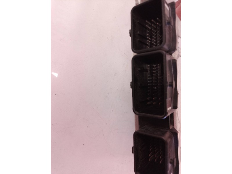 Recambio de centralita motor uce para peugeot 206 berlina xs referencia OEM IAM 9643218980 0261207477 9645554380