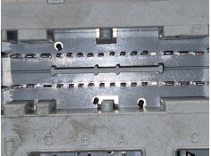 Recambio de caja reles / fusibles para iveco daily iv furgoneta 65c15 referencia OEM IAM 69501171 69501171 69501171 2