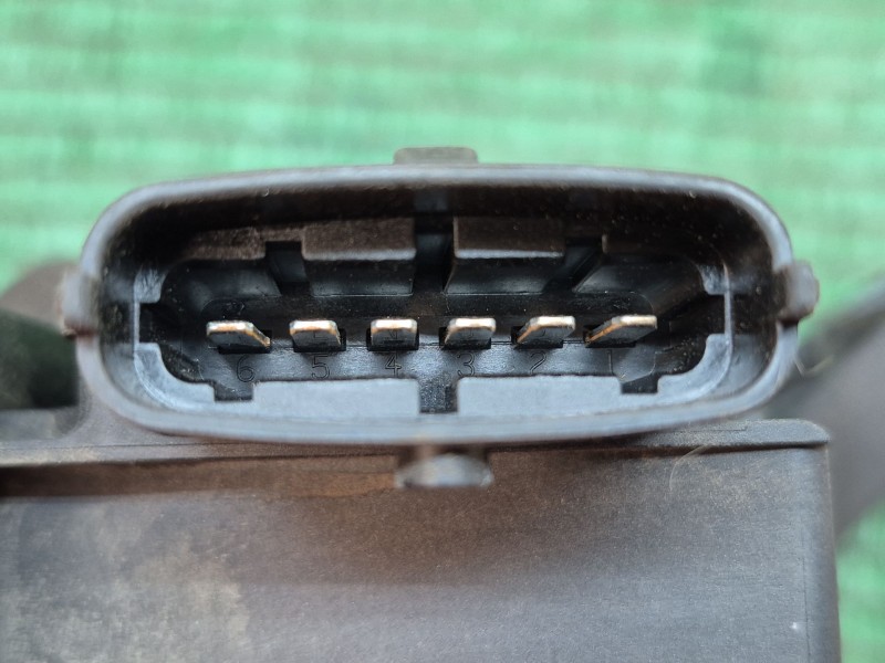 Recambio de pedal acelerador para iveco daily iv furgoneta 65c15 referencia OEM IAM   