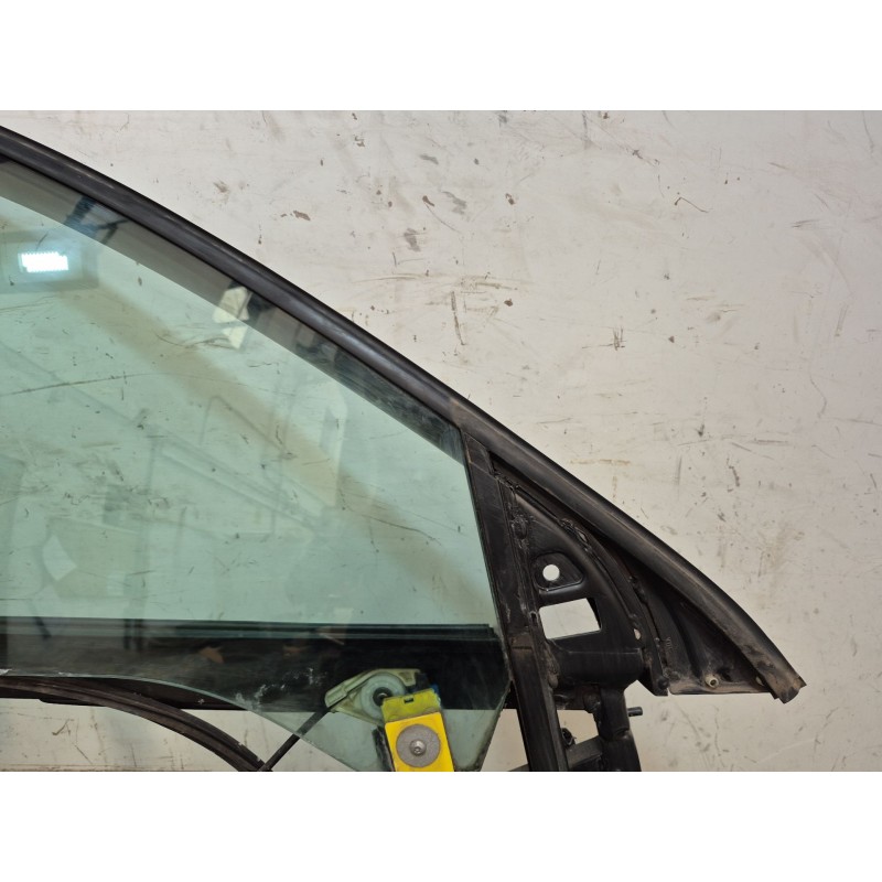 Recambio de elevalunas delantero derecho para audi a6 berlina (4b2) 2.5 tdi referencia OEM IAM   