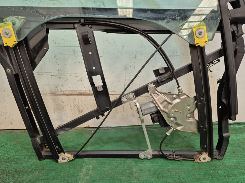 Recambio de elevalunas delantero derecho para audi a6 berlina (4b2) 2.5 tdi referencia OEM IAM   