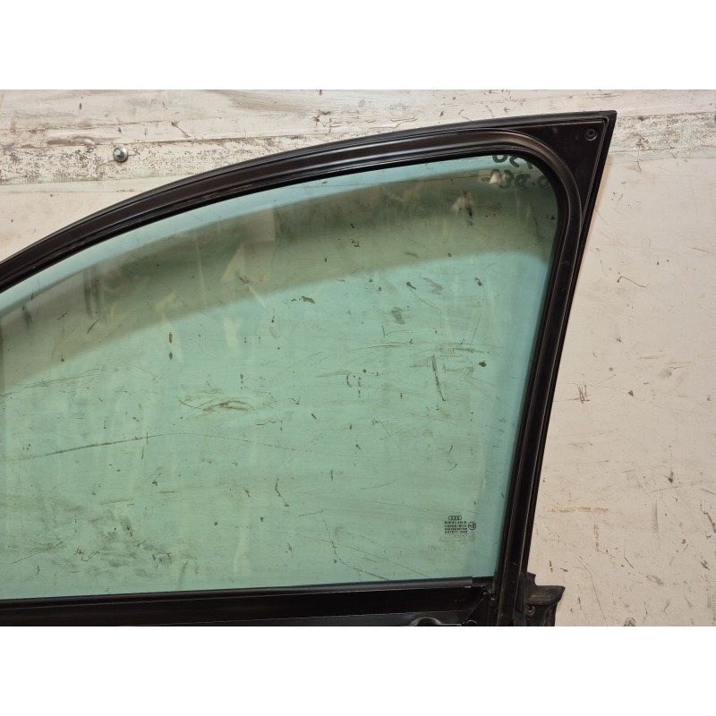 Recambio de elevalunas delantero derecho para audi a6 berlina (4b2) 2.5 tdi referencia OEM IAM   