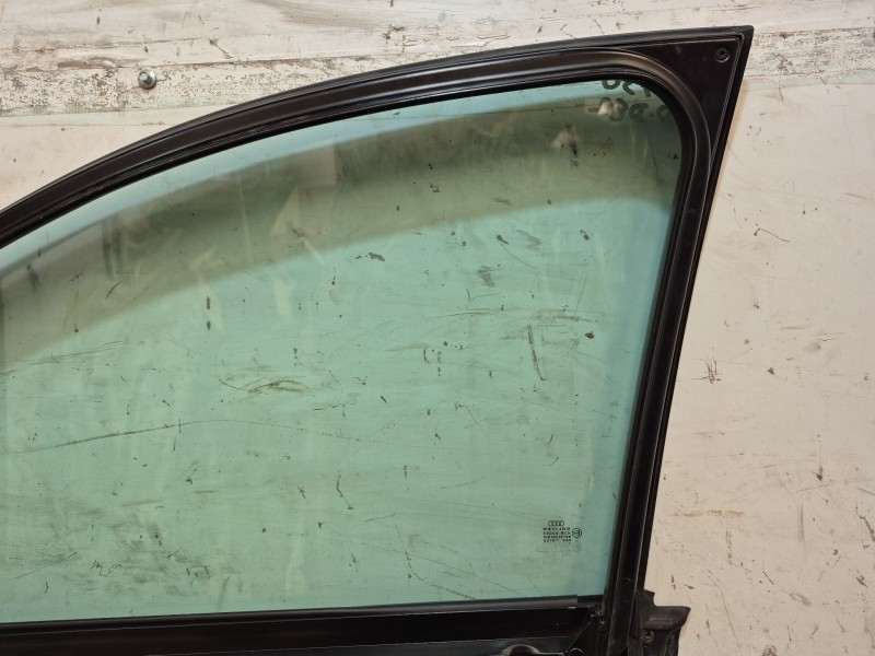 Recambio de elevalunas delantero derecho para audi a6 berlina (4b2) 2.5 tdi referencia OEM IAM   