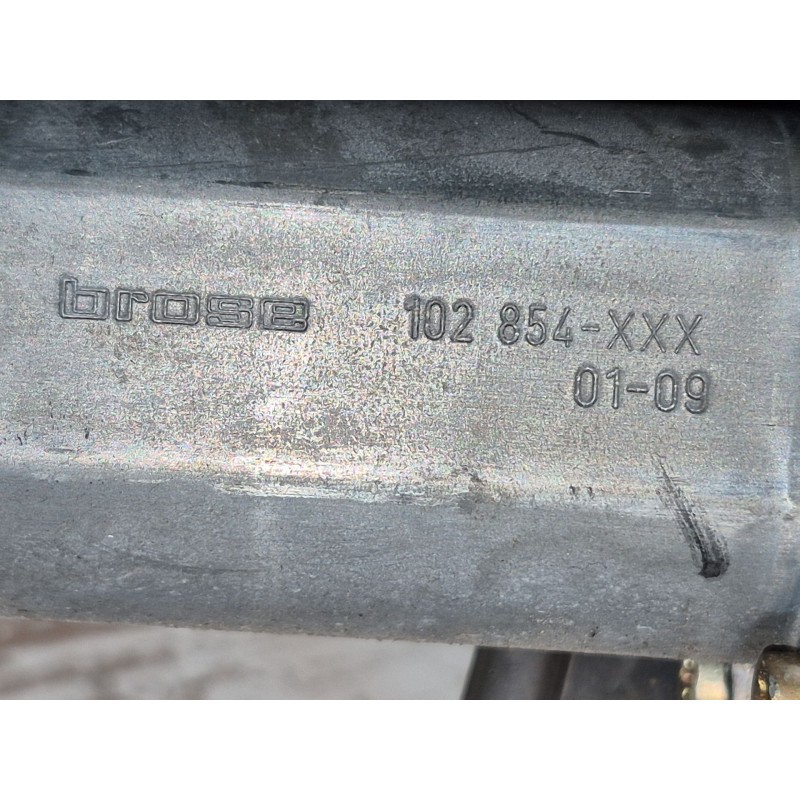 Recambio de elevalunas delantero derecho para audi a6 berlina (4b2) 2.5 tdi referencia OEM IAM   