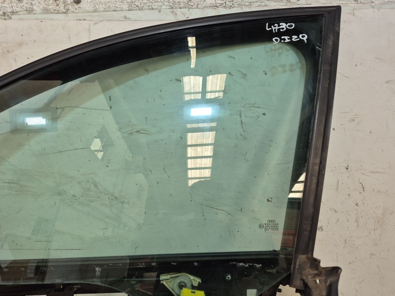 Recambio de elevalunas delantero izquierdo para audi a6 berlina (4b2) 2.5 tdi referencia OEM IAM   