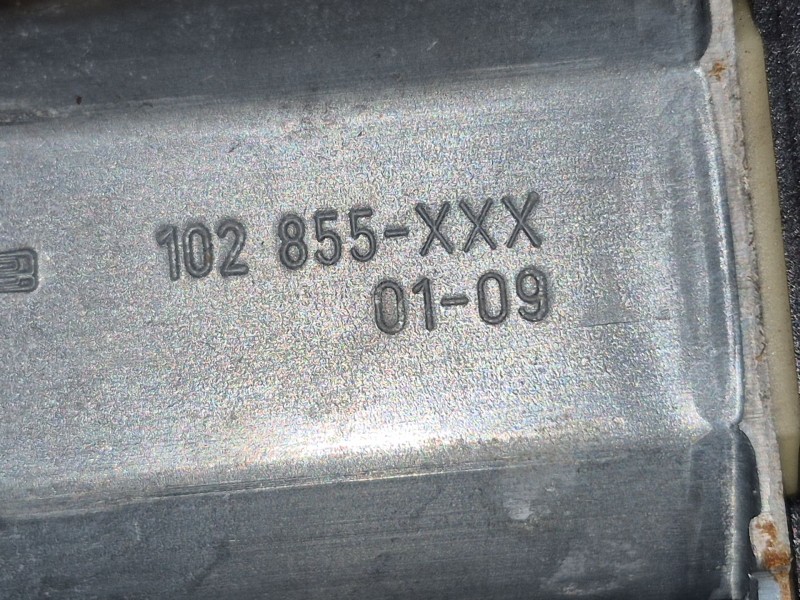 Recambio de elevalunas delantero izquierdo para audi a6 berlina (4b2) 2.5 tdi referencia OEM IAM   