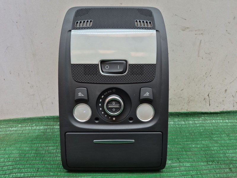 Recambio de luz interior para audi q5 (8r) 3.0 tdi referencia OEM IAM 8T0947135F  