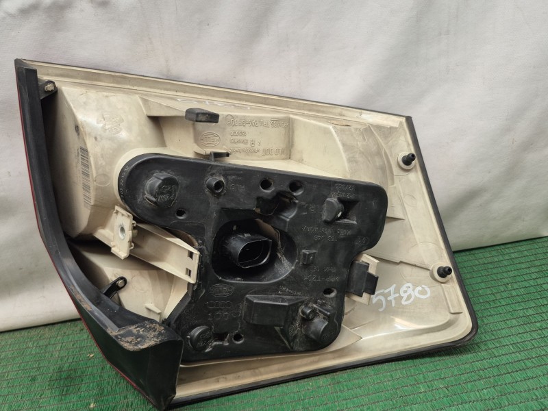 Recambio de piloto trasero derecho para audi a4 b6 (8e2) 1.9 tdi referencia OEM IAM 153948 153948 153948