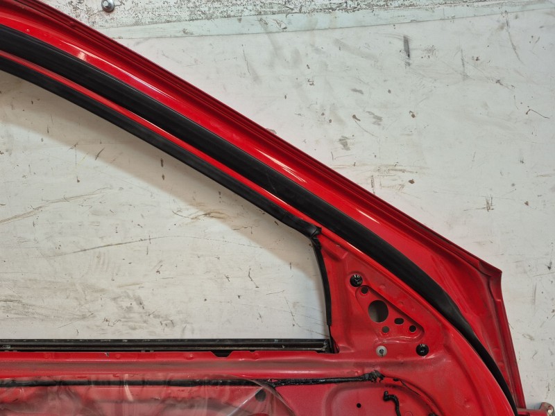 Recambio de puerta delantera izquierda para nissan almera (n15) lx referencia OEM IAM   