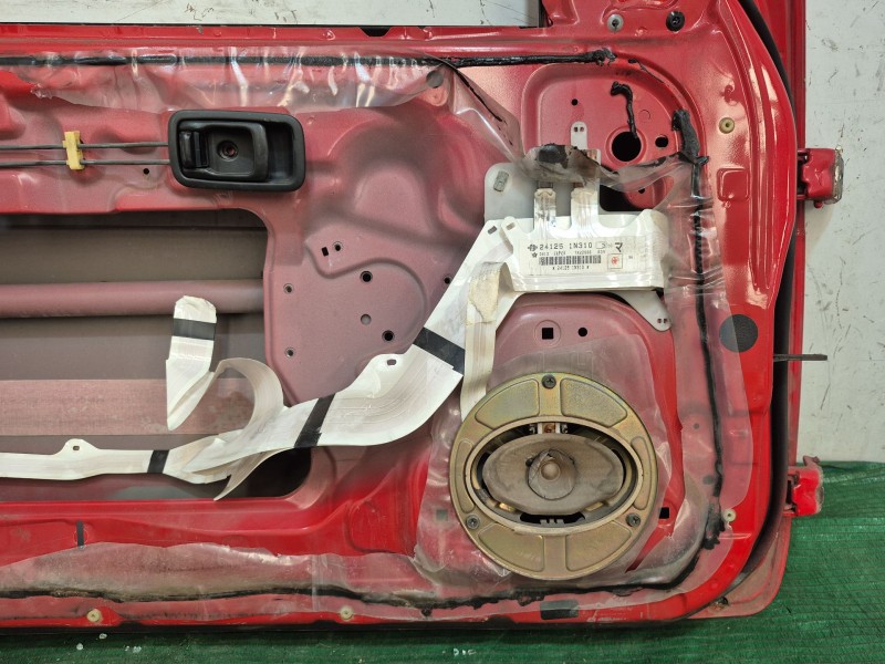 Recambio de puerta delantera izquierda para nissan almera (n15) lx referencia OEM IAM   