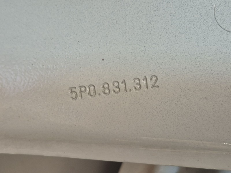 Recambio de puerta delantera derecha para seat altea (5p1) reference referencia OEM IAM 5P0831312 5P0831312 5P0831312