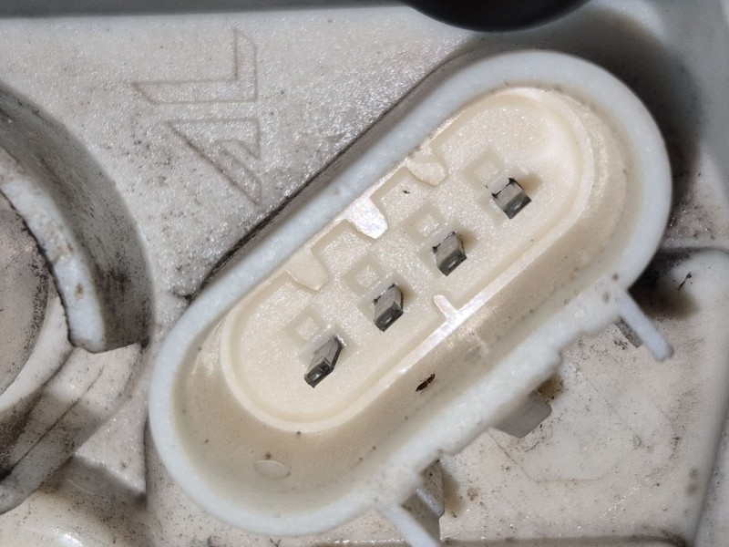 Recambio de piloto trasero derecho para opel astra j (p10) 1.4 (68) referencia OEM IAM 1090098 1090098 1090098