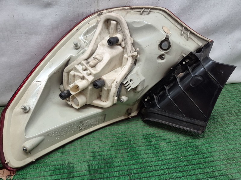 Recambio de piloto trasero izquierdo para opel astra j (p10) 1.4 (68) referencia OEM IAM   