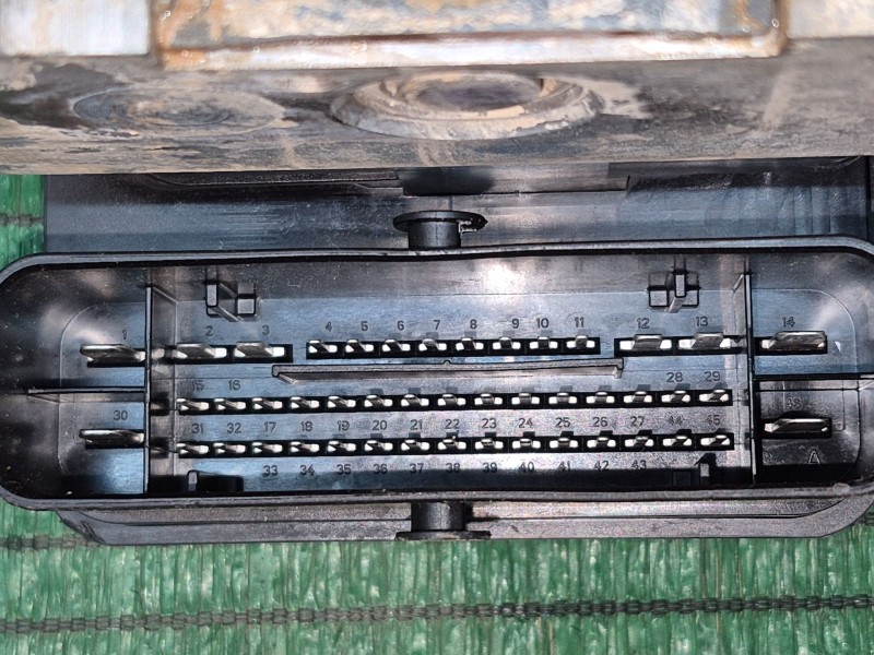 Recambio de abs para audi a3 (8v1, 8vk) 1.6 tdi referencia OEM IAM 3Q0907379AA 3Q0907379AA 3Q0907379AA