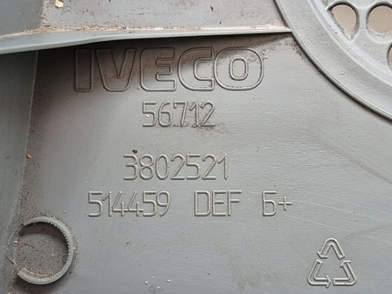 Recambio de moldura para iveco daily iv furgoneta 65c15 referencia OEM IAM   