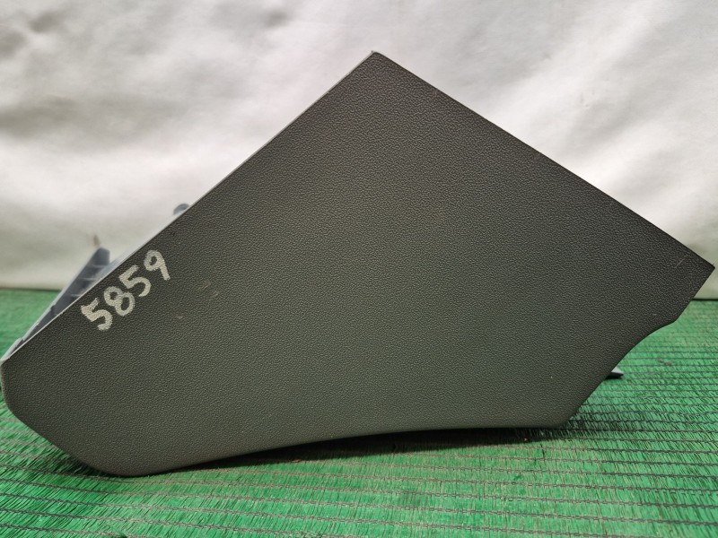 Recambio de moldura para iveco daily iv furgoneta 65c15 referencia OEM IAM   