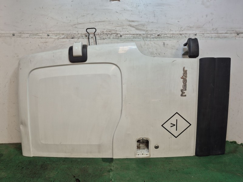 Recambio de puerta carga derecha para renault master ii phase 2 caja cerrada 2.5 diesel referencia OEM IAM   