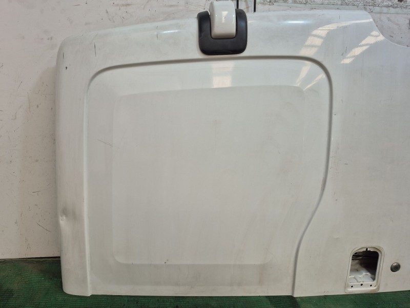 Recambio de puerta carga derecha para renault master ii phase 2 caja cerrada 2.5 diesel referencia OEM IAM   