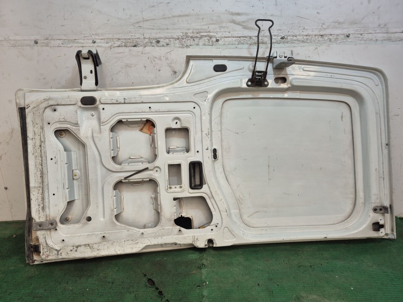 Recambio de puerta carga derecha para renault master ii phase 2 caja cerrada 2.5 diesel referencia OEM IAM   
