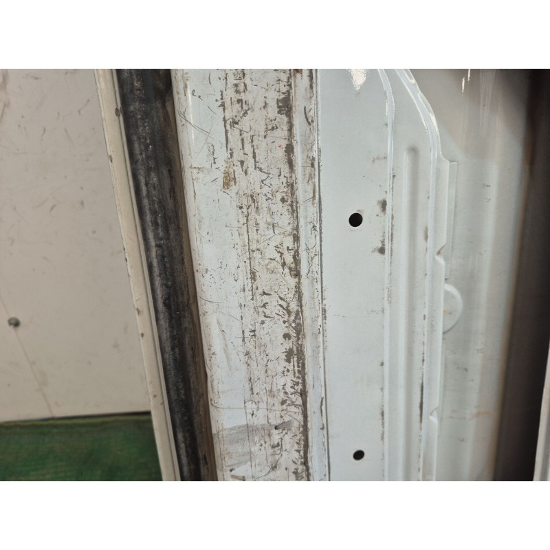 Recambio de puerta carga derecha para renault master ii phase 2 caja cerrada 2.5 diesel referencia OEM IAM   