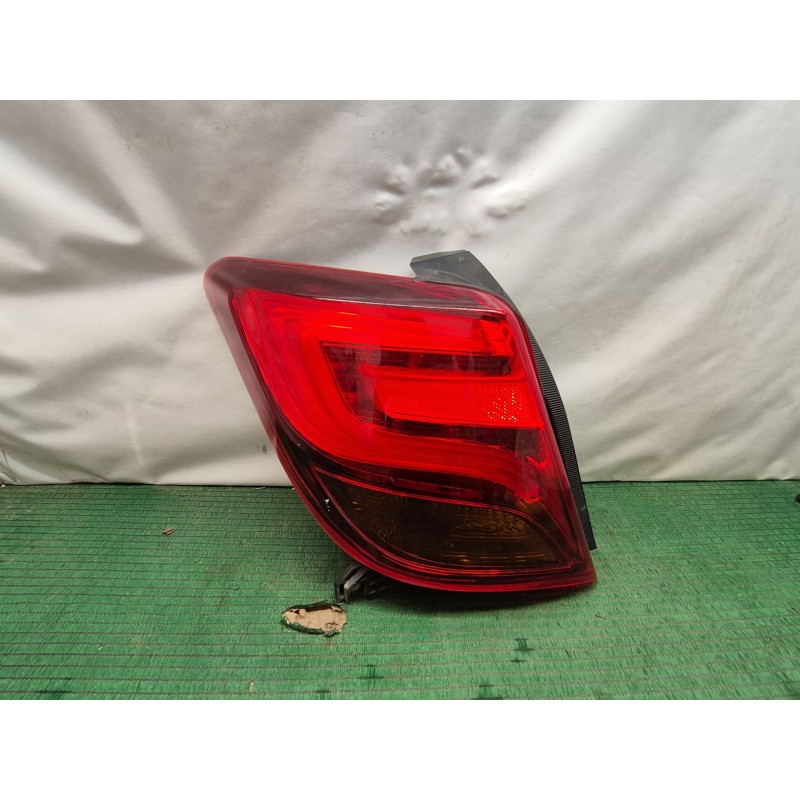 Recambio de piloto trasero derecho para toyota yaris (_p13_) 1.5 hybrid (nhp130_) referencia OEM IAM   