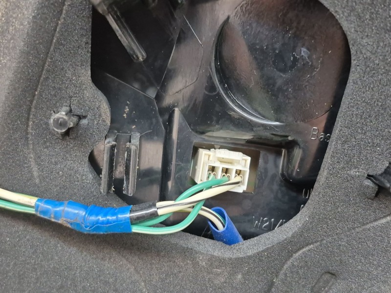 Recambio de piloto trasero derecho para toyota yaris (_p13_) 1.5 hybrid (nhp130_) referencia OEM IAM   