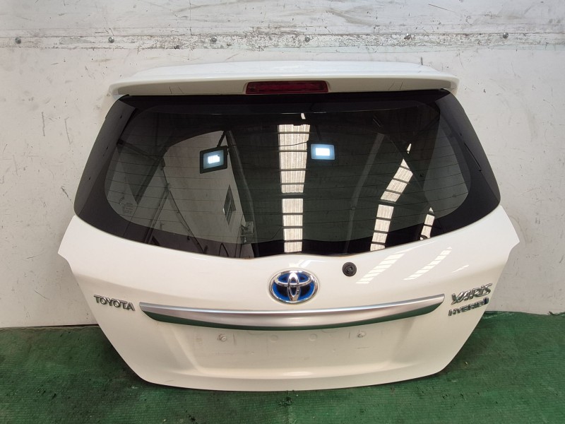 Recambio de porton trasero para toyota yaris (_p13_) 1.5 hybrid (nhp130_) referencia OEM IAM   