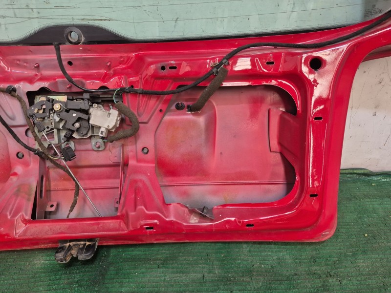 Recambio de porton trasero para volkswagen passat variant (3b5) comfortline referencia OEM IAM   