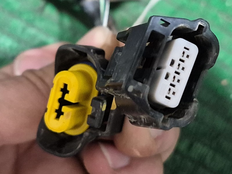 Recambio de paragolpes delantero para dacia sandero ii tce 90 (b8m1, b8ma) referencia OEM IAM   