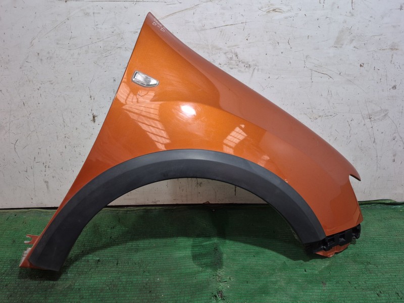 Recambio de aleta delantera derecha para dacia sandero ii tce 90 (b8m1, b8ma) referencia OEM IAM   