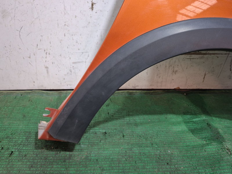 Recambio de aleta delantera derecha para dacia sandero ii tce 90 (b8m1, b8ma) referencia OEM IAM   