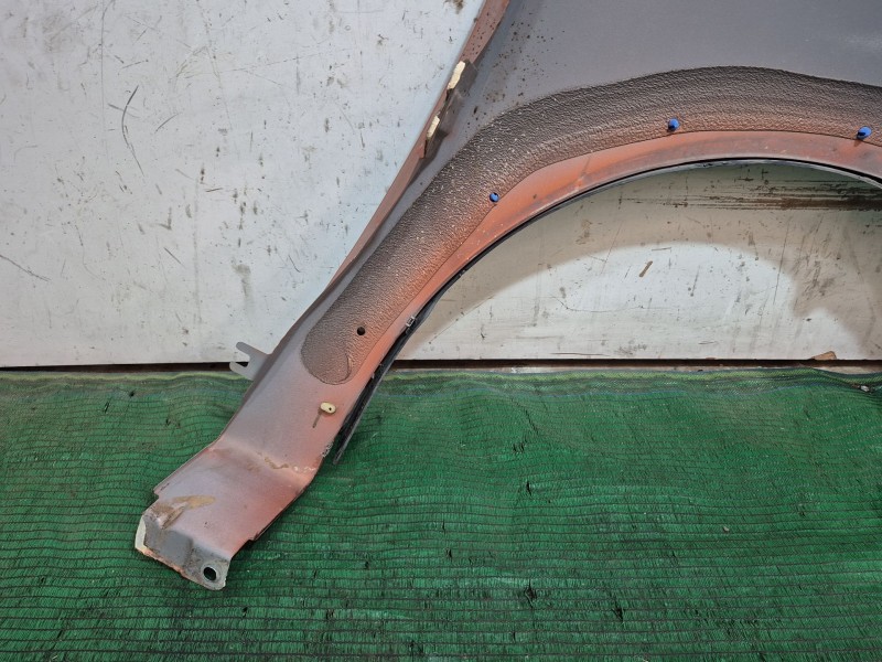 Recambio de aleta delantera izquierda para dacia sandero ii tce 90 (b8m1, b8ma) referencia OEM IAM   