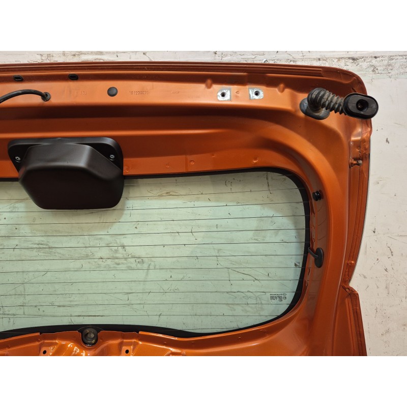 Recambio de porton trasero para dacia sandero ii tce 90 (b8m1, b8ma) referencia OEM IAM   