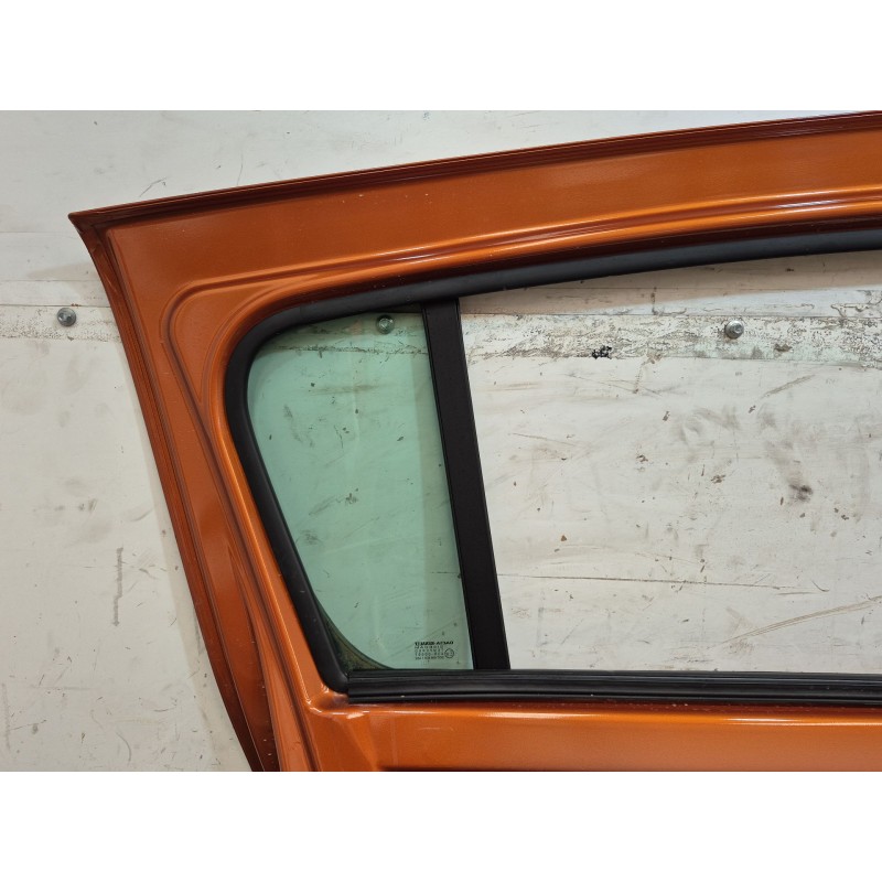 Recambio de puerta trasera izquierda para dacia sandero ii tce 90 (b8m1, b8ma) referencia OEM IAM 821136648R 821136648R 82113664