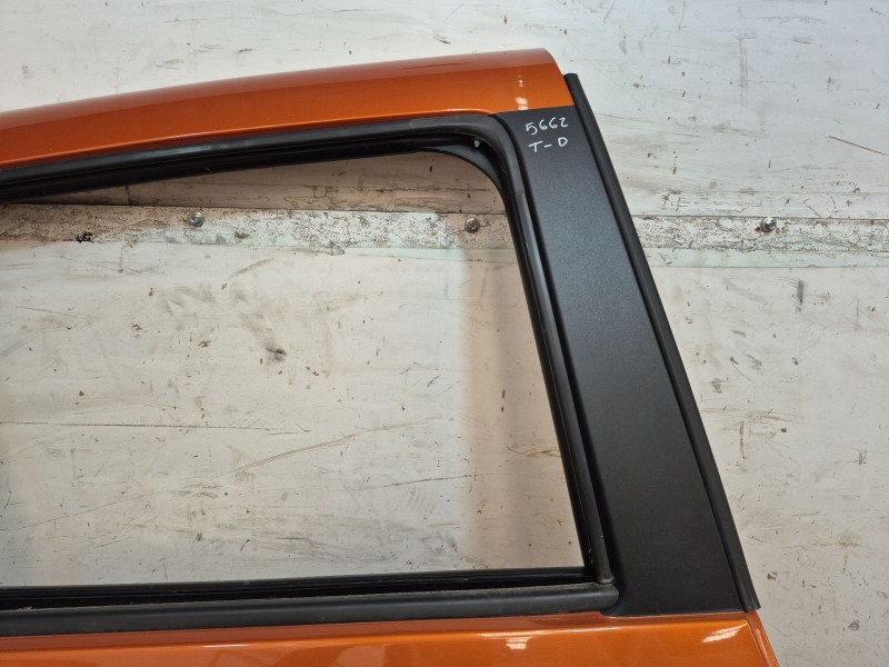 Recambio de puerta trasera derecha para dacia sandero ii tce 90 (b8m1, b8ma) referencia OEM IAM   