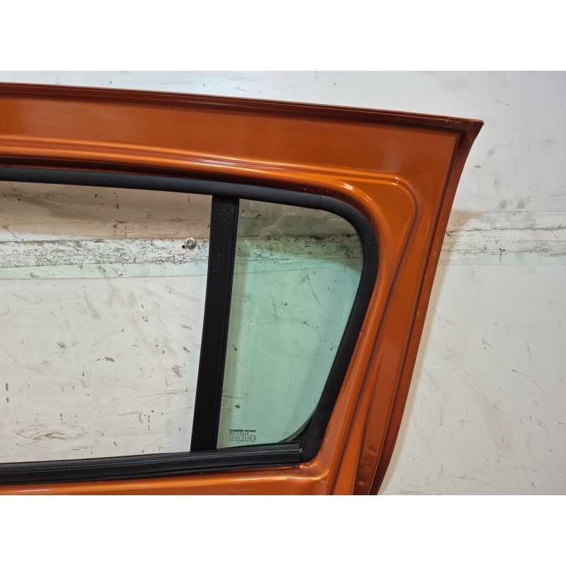 Recambio de puerta trasera derecha para dacia sandero ii tce 90 (b8m1, b8ma) referencia OEM IAM   