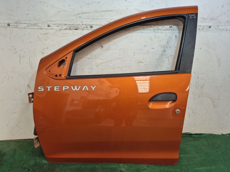 Recambio de puerta delantera izquierda para dacia sandero ii tce 90 (b8m1, b8ma) referencia OEM IAM   