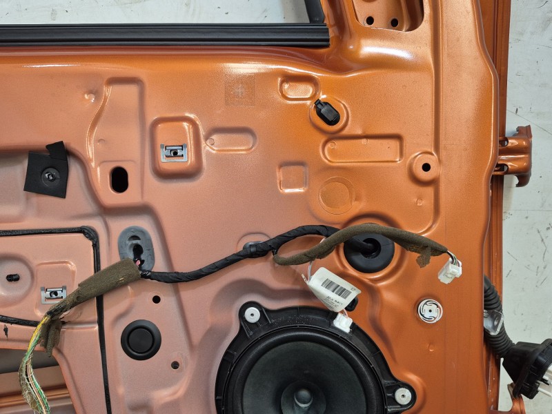 Recambio de puerta delantera izquierda para dacia sandero ii tce 90 (b8m1, b8ma) referencia OEM IAM   