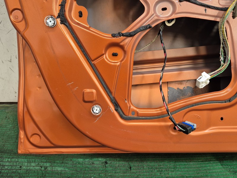 Recambio de puerta delantera izquierda para dacia sandero ii tce 90 (b8m1, b8ma) referencia OEM IAM   