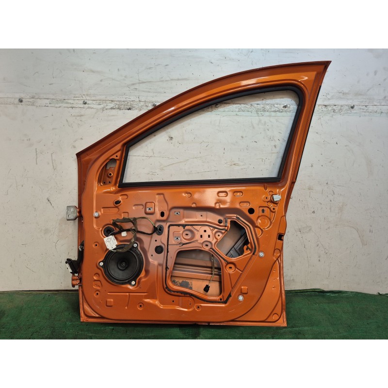 Recambio de puerta delantera derecha para dacia sandero ii tce 90 (b8m1, b8ma) referencia OEM IAM   