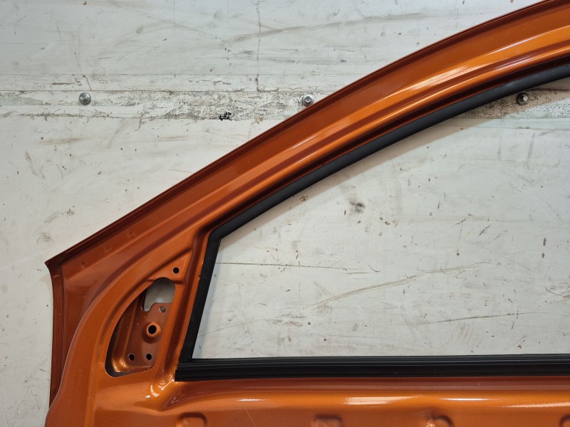 Recambio de puerta delantera derecha para dacia sandero ii tce 90 (b8m1, b8ma) referencia OEM IAM   