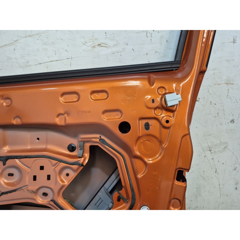 Recambio de puerta delantera derecha para dacia sandero ii tce 90 (b8m1, b8ma) referencia OEM IAM   