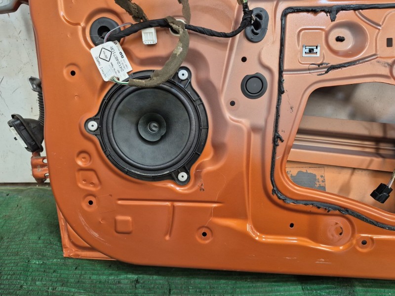Recambio de puerta delantera derecha para dacia sandero ii tce 90 (b8m1, b8ma) referencia OEM IAM   