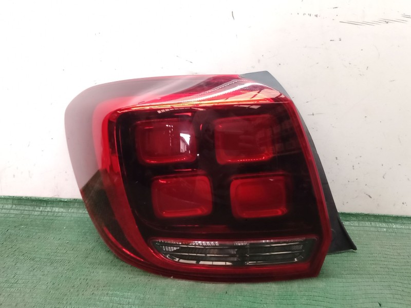 Recambio de piloto trasero izquierdo para dacia sandero ii tce 90 (b8m1, b8ma) referencia OEM IAM   