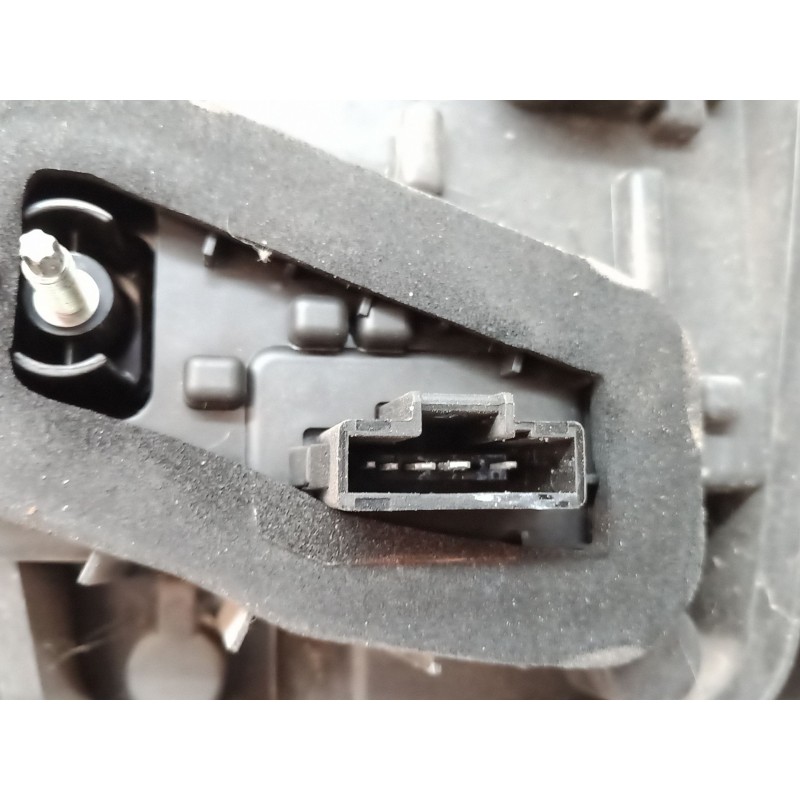 Recambio de piloto trasero izquierdo para dacia sandero ii tce 90 (b8m1, b8ma) referencia OEM IAM   