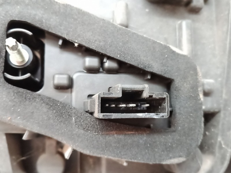 Recambio de piloto trasero izquierdo para dacia sandero ii tce 90 (b8m1, b8ma) referencia OEM IAM   