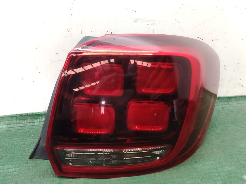 Recambio de piloto trasero derecho para dacia sandero ii tce 90 (b8m1, b8ma) referencia OEM IAM   