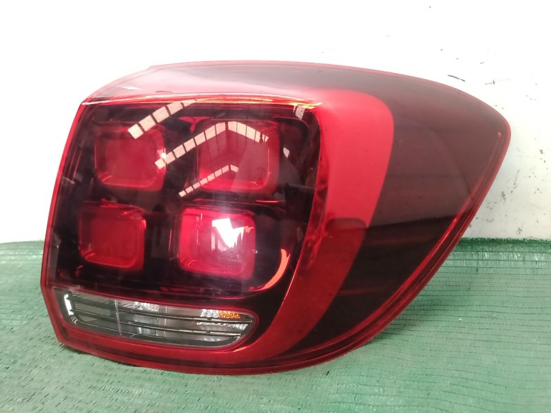 Recambio de piloto trasero derecho para dacia sandero ii tce 90 (b8m1, b8ma) referencia OEM IAM   