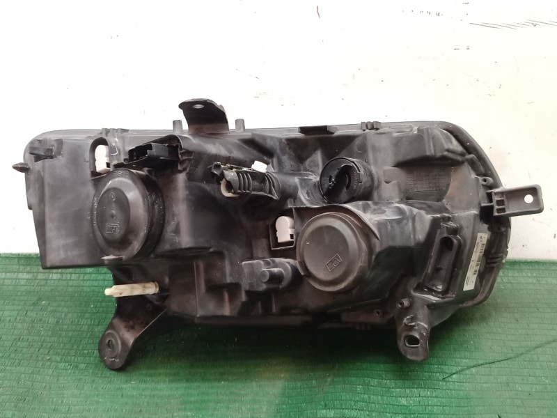Recambio de faro izquierdo para dacia sandero ii tce 90 (b8m1, b8ma) referencia OEM IAM   